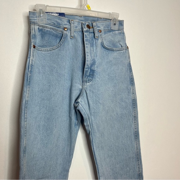 Wrangler Women's Vintage Style Cowboy Cut Classic Slim Fit Jean Size 5x32- NWT - Picture 3 of 15